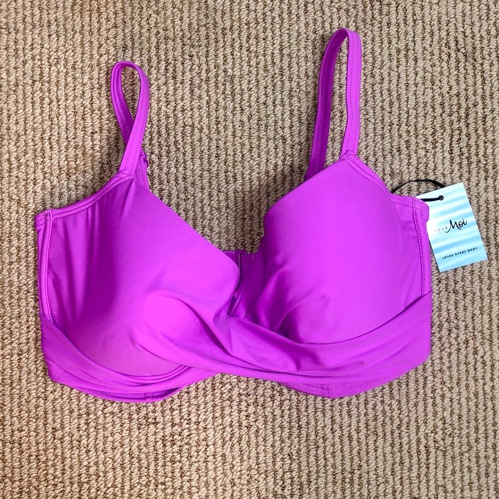 Pour Moi Twist Front Underwire Top NWT